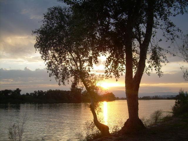 Apartamento Deltebre Buitenkant foto