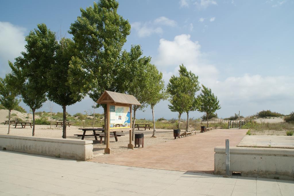 Apartamento Deltebre Buitenkant foto